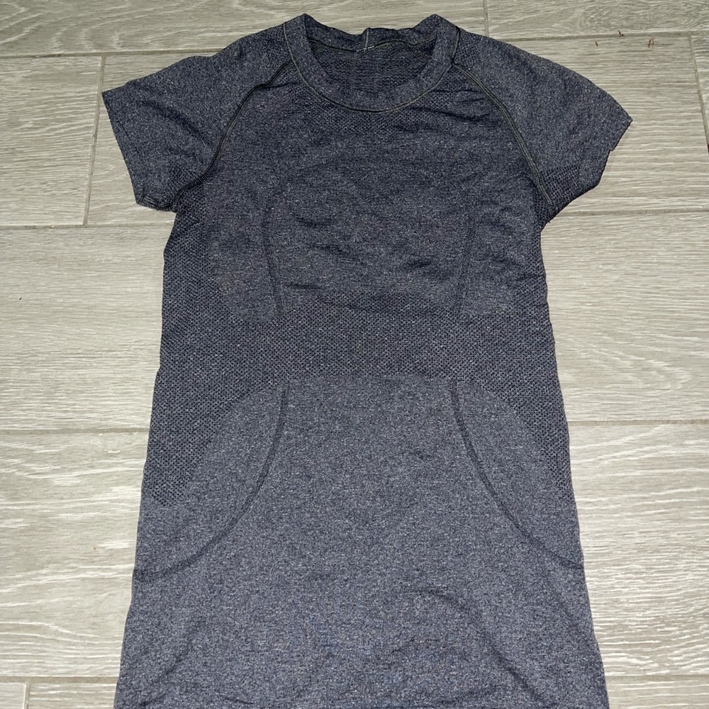 Lululemon swiftly tech tee